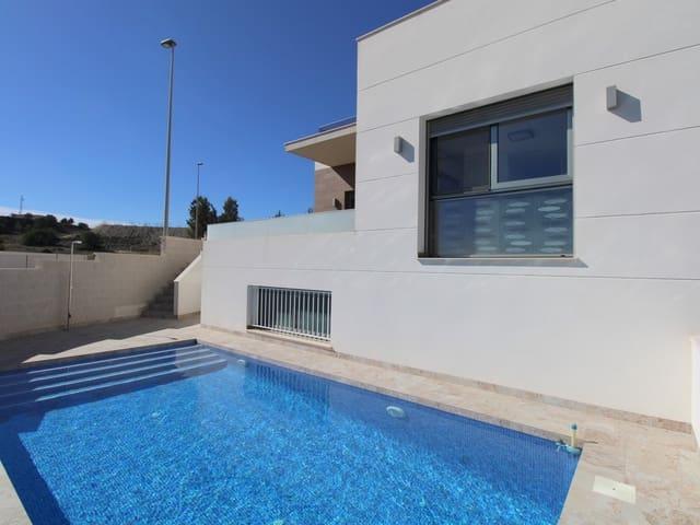 Villa en venta en San Miguel De Salinas