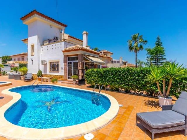 Villa en venta en San Miguel De Salinas