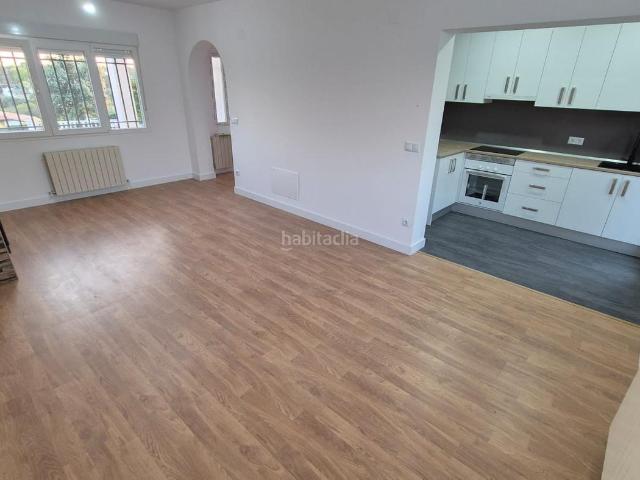Villa en venta en San Román De Los Montes