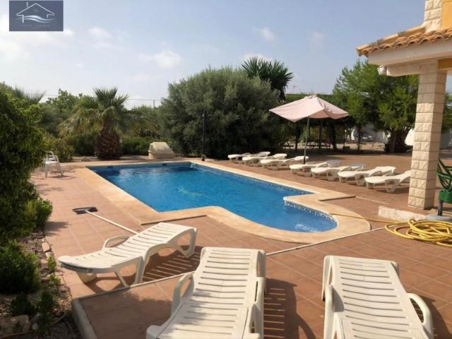 Villa en venta en San Vicente Del Raspeig, la Borinquen