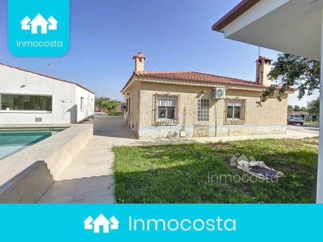 Villa en venta en San Vicente Del Raspeig, Los Girasoles