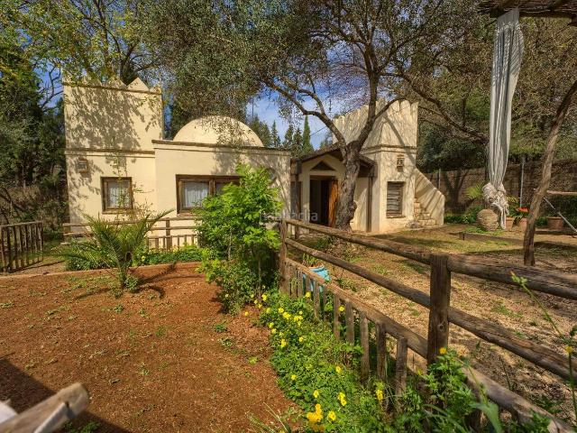 Chalet en venta en Sanlúcar La Mayor, Andalucía
