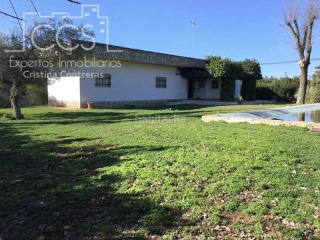 Chalet en venta en Sanlúcar La Mayor, Andalucía