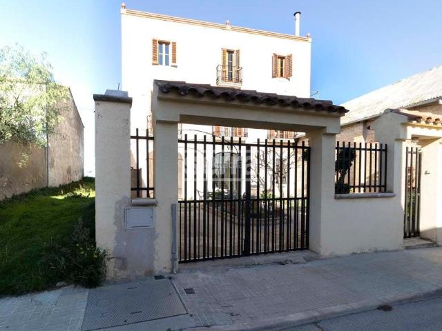 Villa en venta en Sant Cugat Sesgarrigues