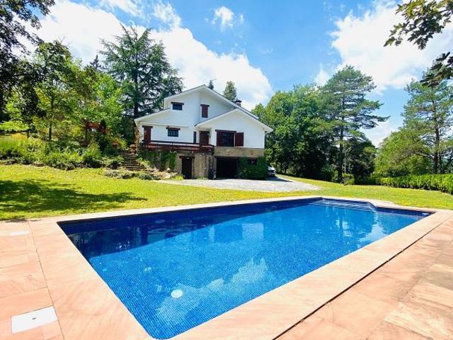 Villa en venta en Sant Quirze Safaja