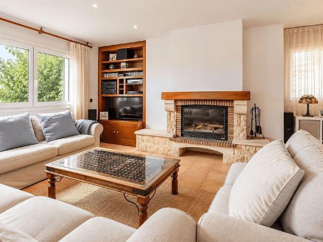 Chalet en venta en Sant Vicenç de Montalt, Barcelona