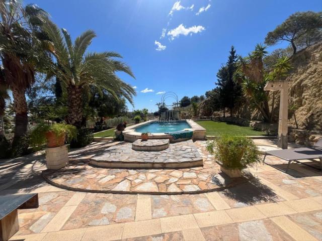 Chalet en venta en San Vicente Del Raspeig, la Borinquen