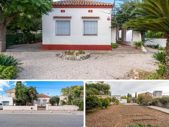 Villa en venta en Santa Bàrbara