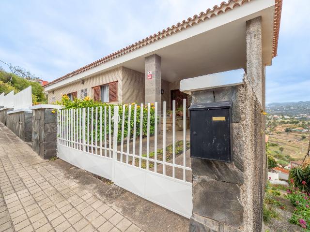Chalet en venta en Santa Brígida, Canarias