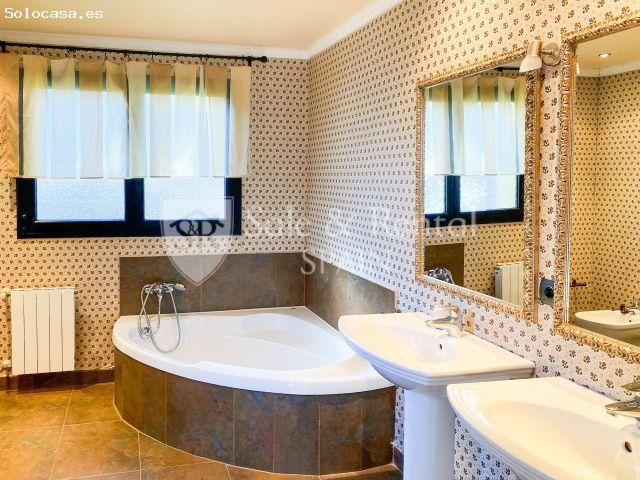 Casa en venta en Girona