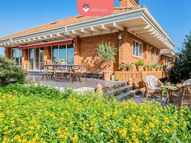 Chalet en venta en Bezana, Santa Cruz De Bezana