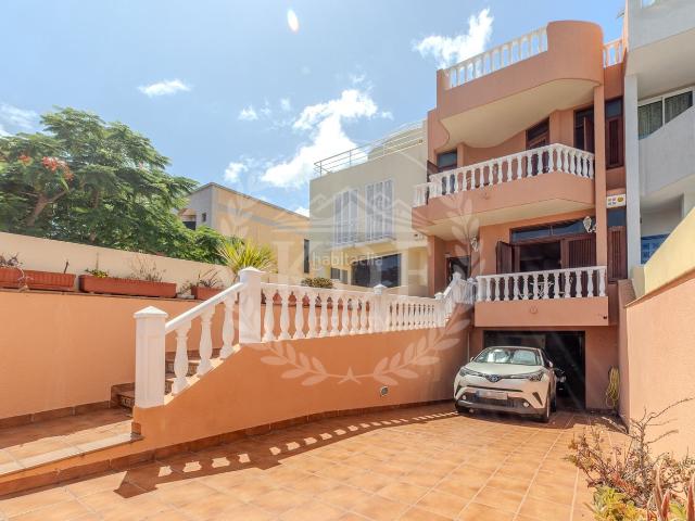 Chalet en venta en Santa Cruz De Tenerife, Canarias