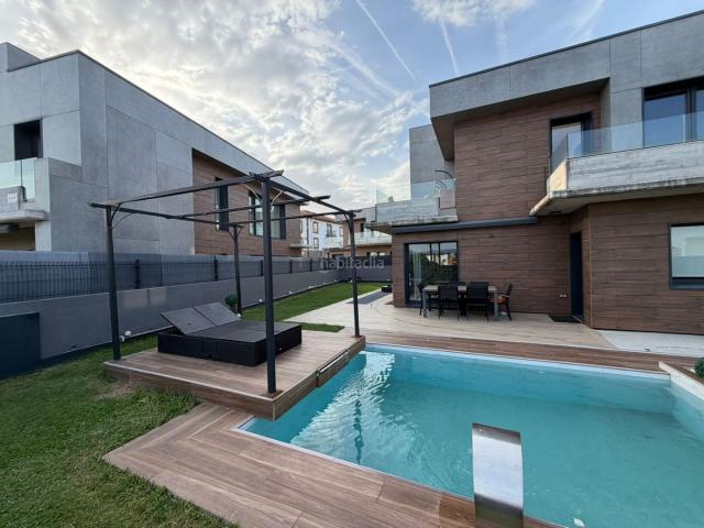 Chalet en venta en Correos, Santander