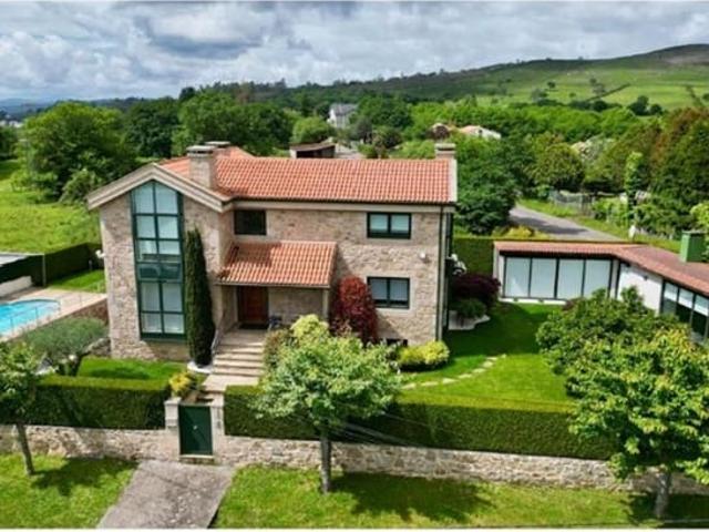 Chalet en venta en Santiago de Compostela, Santiago