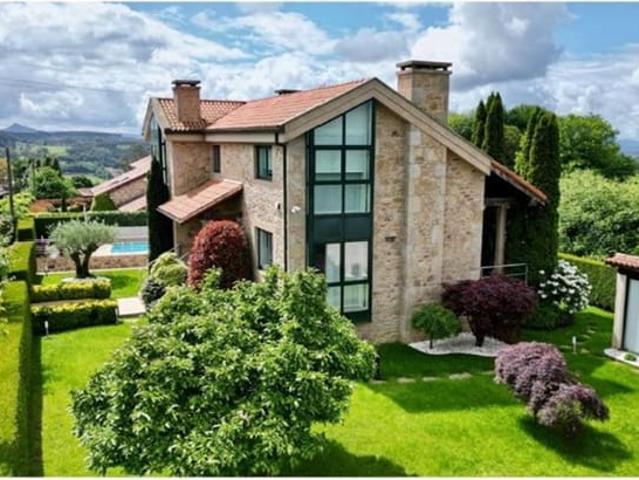 Chalet en venta en Santiago de Compostela, Santiago