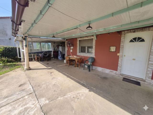 Chalet en venta en Santiago de Compostela
