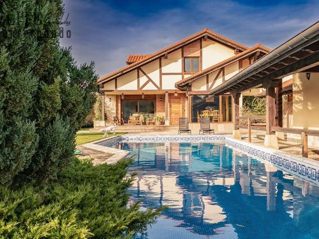 Chalet en venta en Herrán, Santillana Del Mar