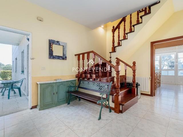Chalet en venta en Padriñán, O Salnés