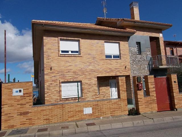 Chalet en venta en Sariegos, Castilla y León
