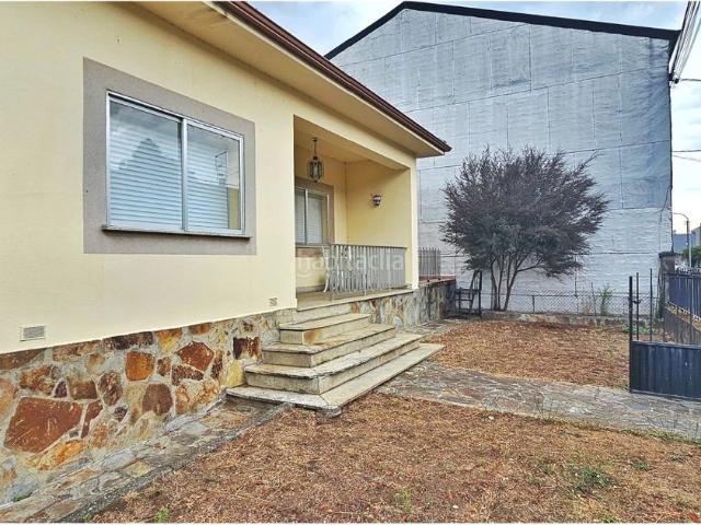 Chalet en venta en Sarria