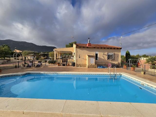 Chalet en venta en l'Alt Vinalopó / El Alto Vinalopó, Valencia