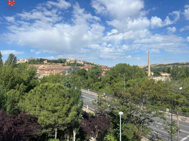 Chalet en venta en Segovia, Santa Columba
