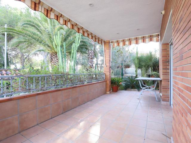 Chalet en venta en Segur de Calafell, Baix Penedès