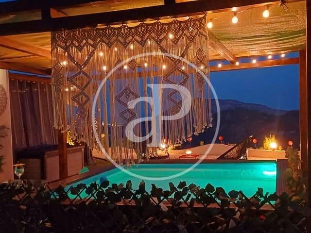 Chalet en venta en Callosa D'en Sarrià, Valencia