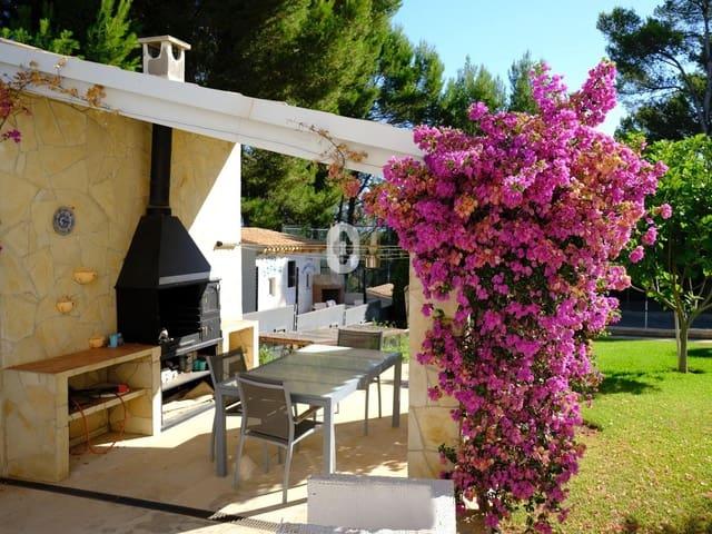 Villa en venta en Selva, Camarata