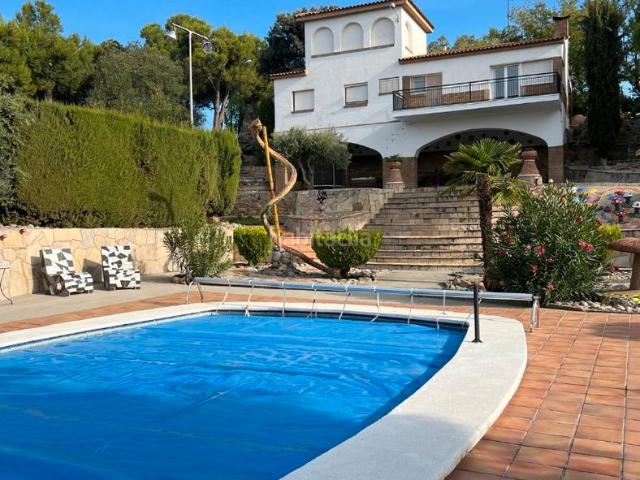 Chalet en venta en La Sentiu De Sió, Lleida