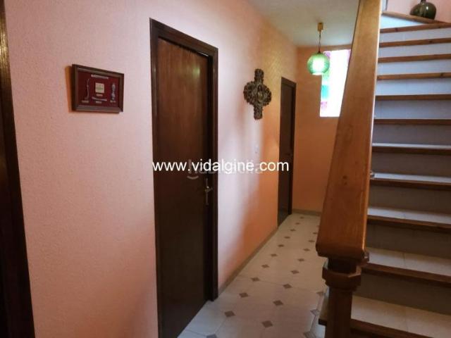 Chalet en venta en La Sentiu De Sió, Lleida