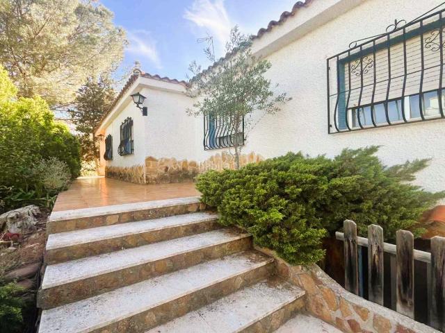 Chalet en venta en el Camp de Túria, Valencia