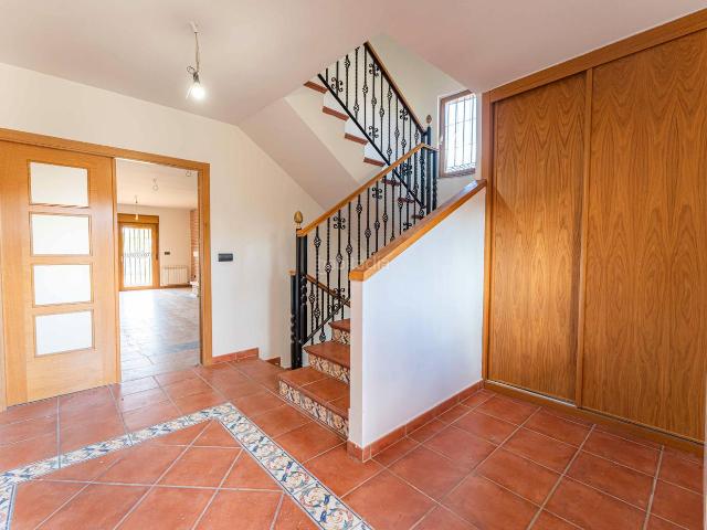 Chalet en venta en Serranillos Del Valle, Madrid