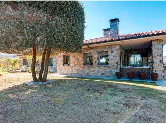 Casa en venta en Osona, Catalunya