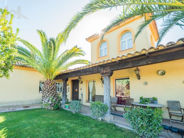 Chalet en venta en Sevilla La Nueva, Madrid