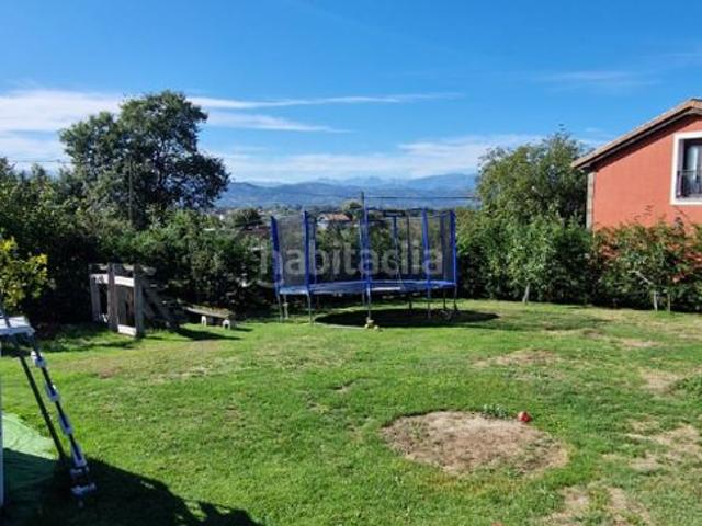 Chalet en venta en Santolaya, Siero