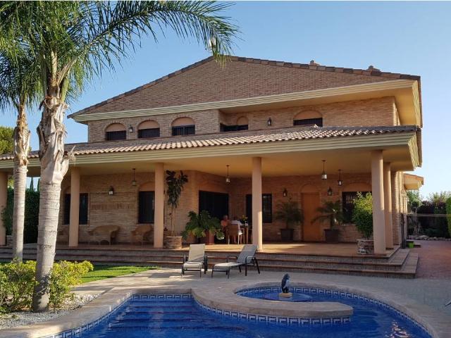 Casa en venta en San Vicente Del Raspeig, la Borinquen