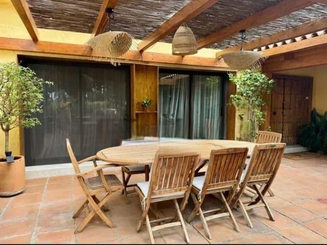 Chalet en venta en Torreguadiaro, Campo de Gibraltar