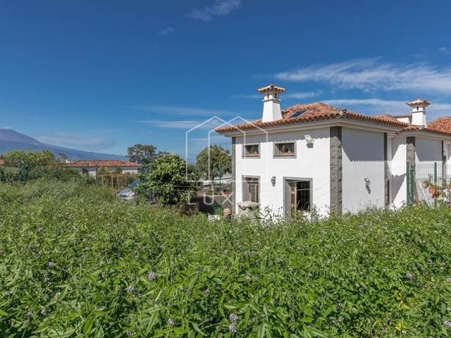 Villa en venta en Tacoronte, Guayonje