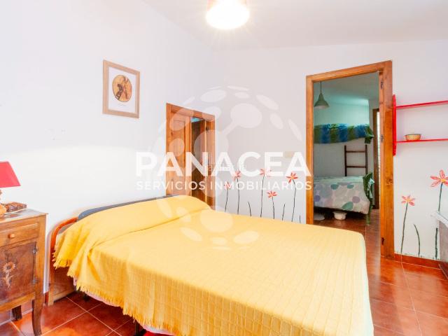 Chalet en venta en Tahal, Andalucía