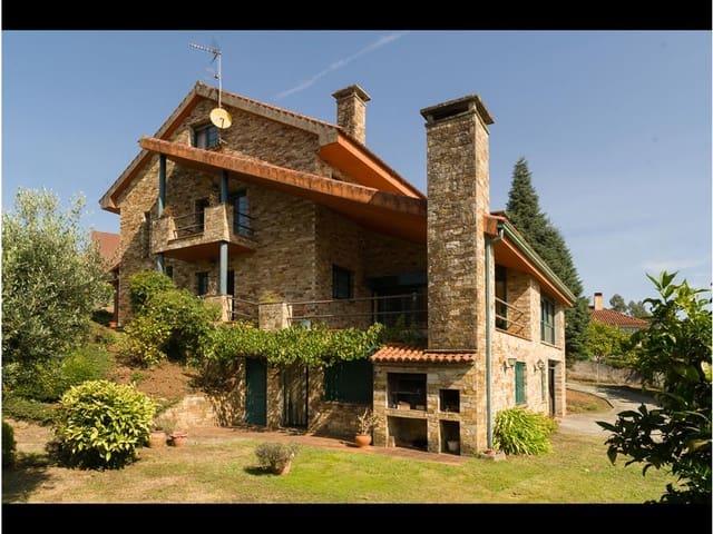 Chalet en venta en Vedra, Santiago
