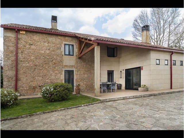 Chalet en venta en Vedra, Santiago