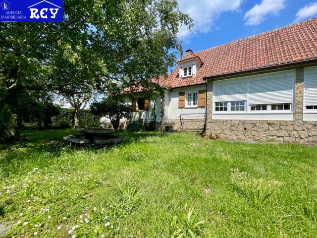 Chalet en venta en Luou, Santiago