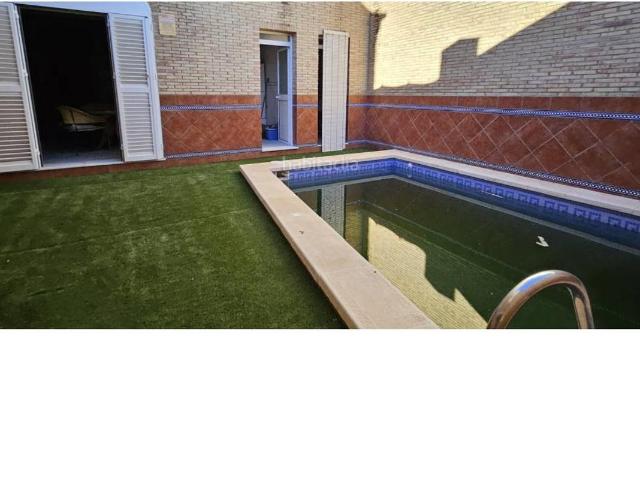Villa en venta en Tocina