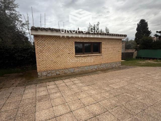 Villa en venta en Toledo