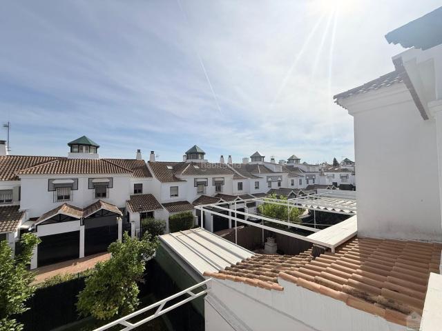 Chalet en venta en Tomares, Andalucía