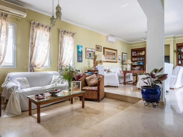 Chalet en venta en Tomares, Andalucía