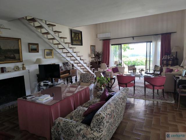 Chalet en venta en Tomares, Andalucía