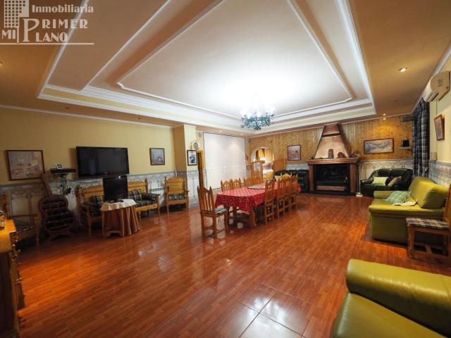 Chalet en venta en Tomelloso, Castilla-La Mancha