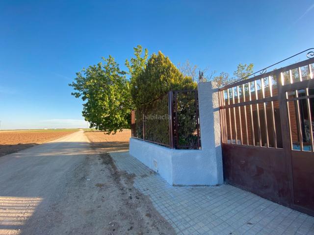 Chalet en venta en Tomelloso, Castilla-La Mancha